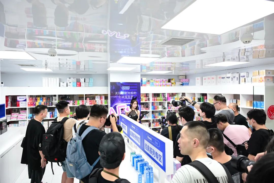 广东成人用品市场第六届“66情趣好物节”6月6日欢乐启幕(图11) 广东成人用品市场第六届“66情趣好物节”6月6日欢乐启幕(图11)